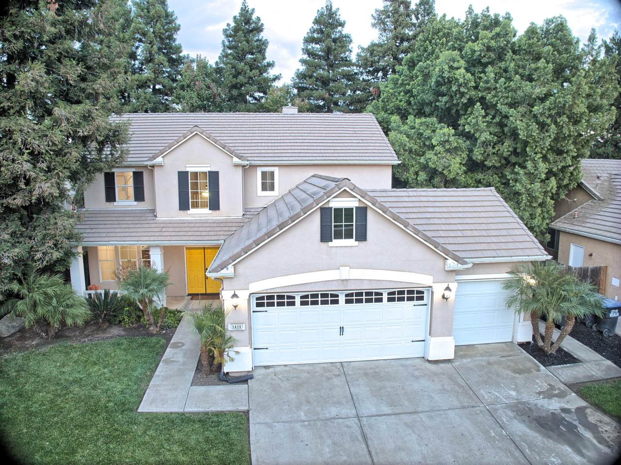 5820 Lisendra Drive - Photo 1