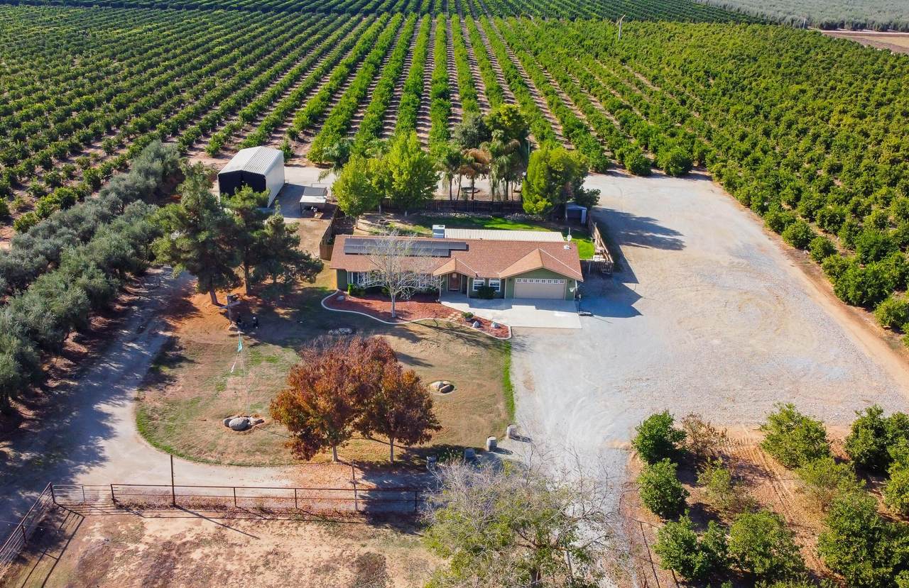 36705 144 Road - Photo 1