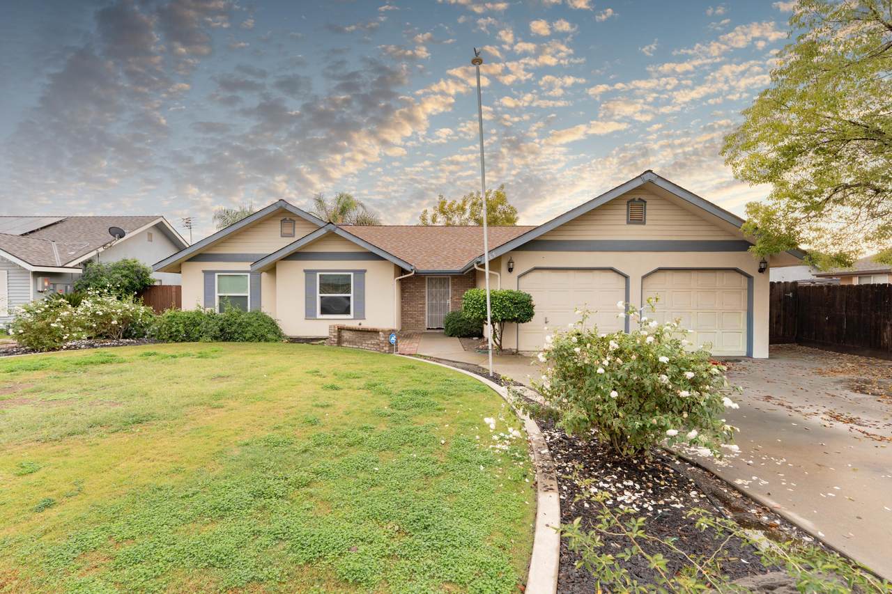 465 Fargo Avenue - Photo 1