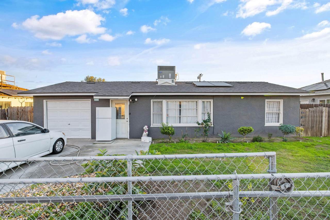 821 Lincoln Street - Photo 1