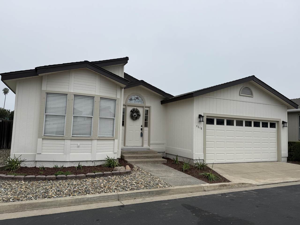 4618 Verde Vista Street - Photo 1