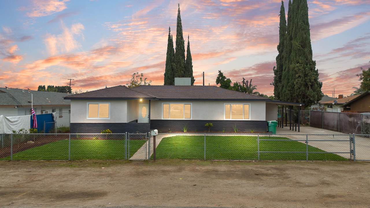 1676 Putnam Avenue - Photo 1