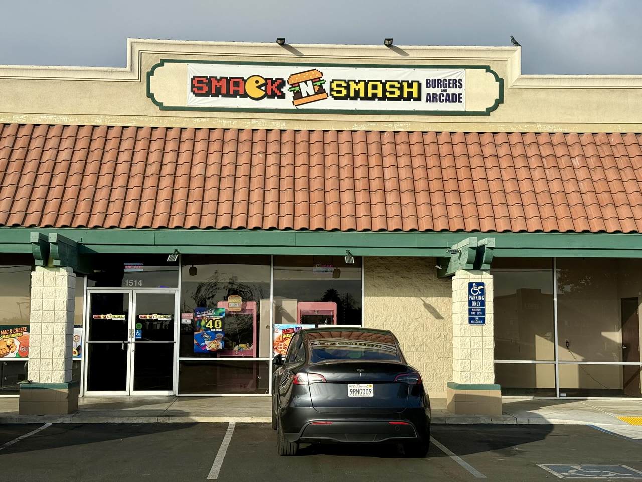 1514 Manning Avenue - Photo 1