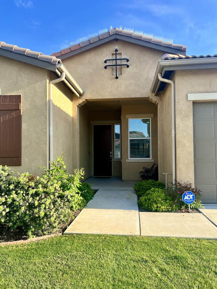 9909 Stockholm Place - Photo 1