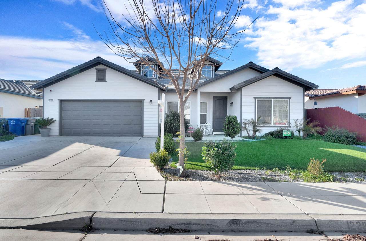 1228 Monterey Avenue - Photo 1