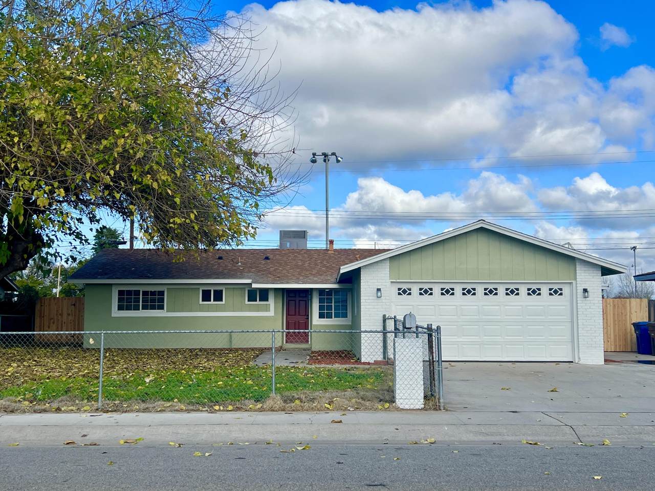 188 Citrus Drive - Photo 1