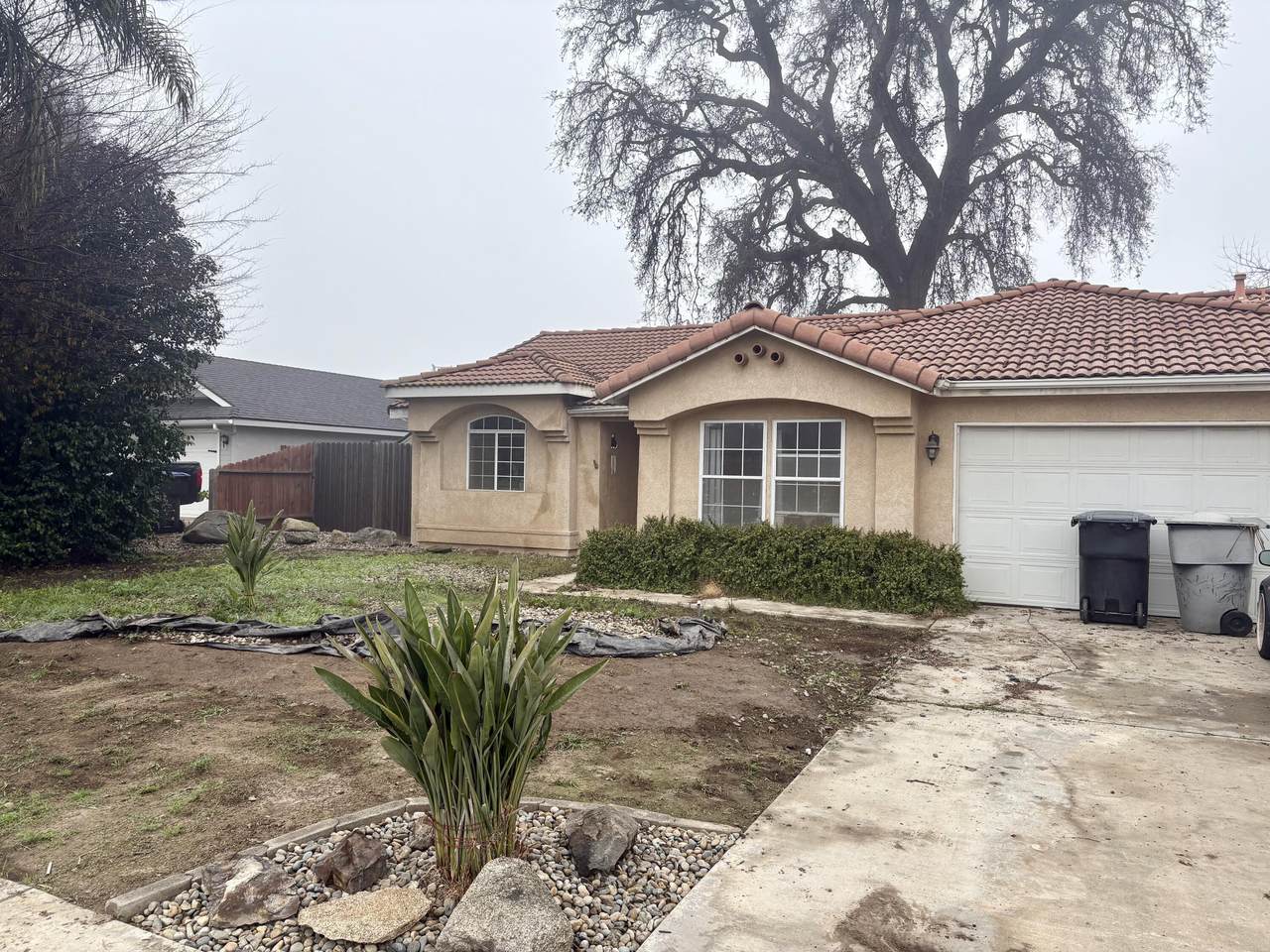 1900 College Avenue - Photo 1