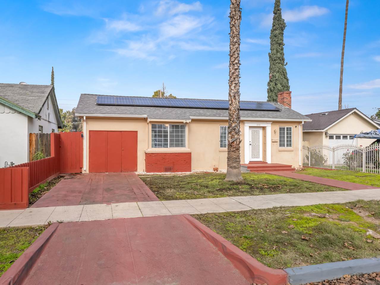 1315 Fountain Way - Photo 1