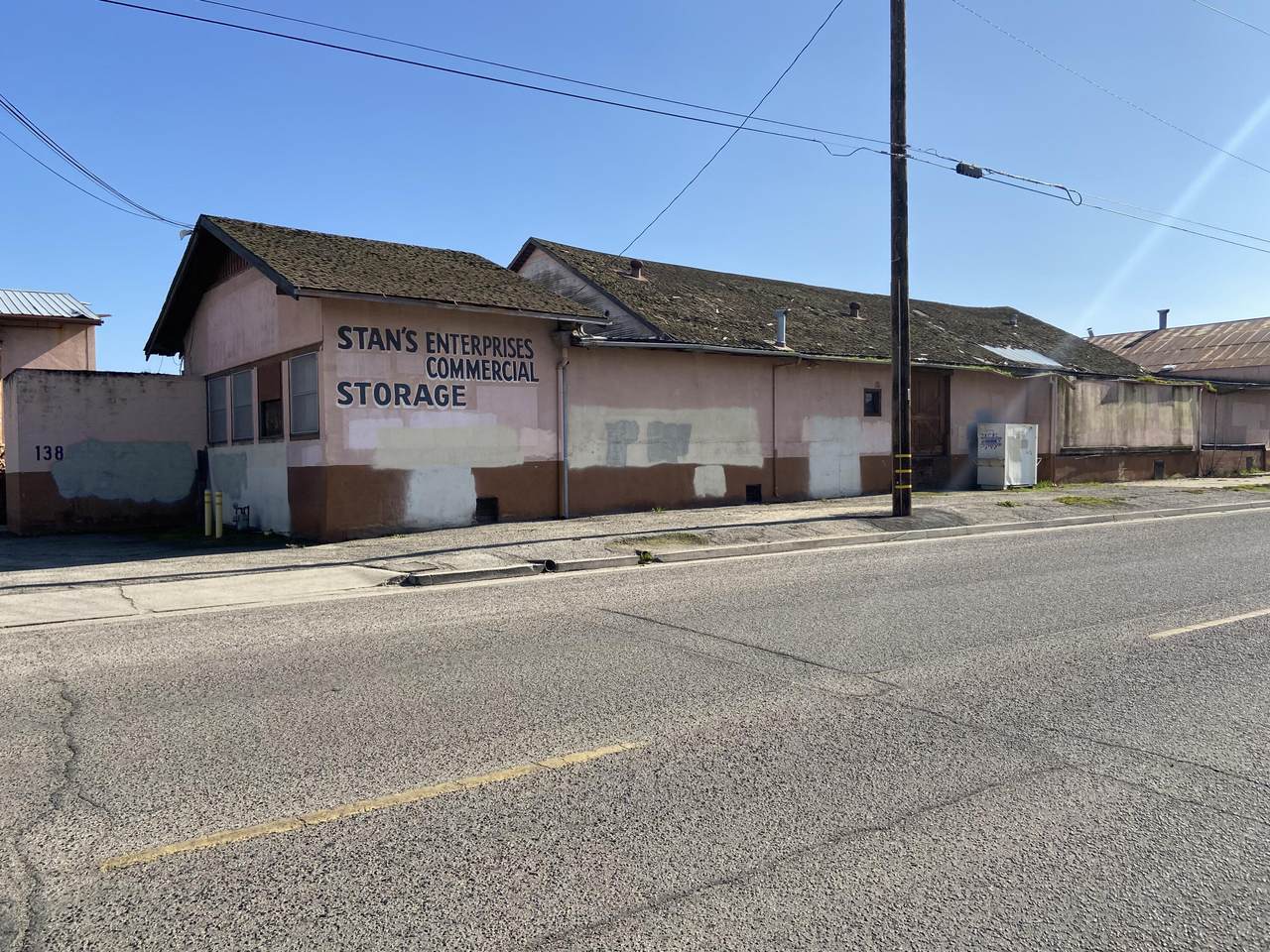 138 E Street - Photo 1