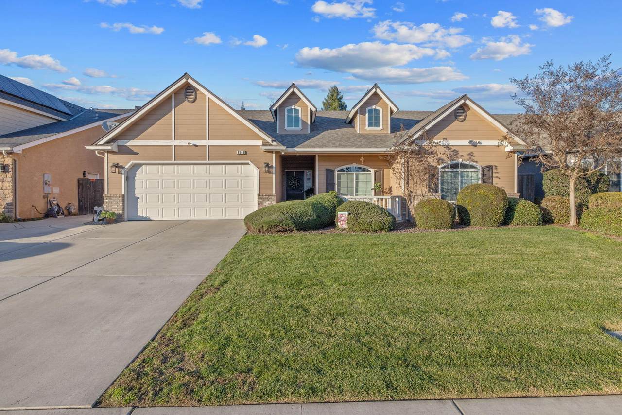 4944 Lark Avenue - Photo 1