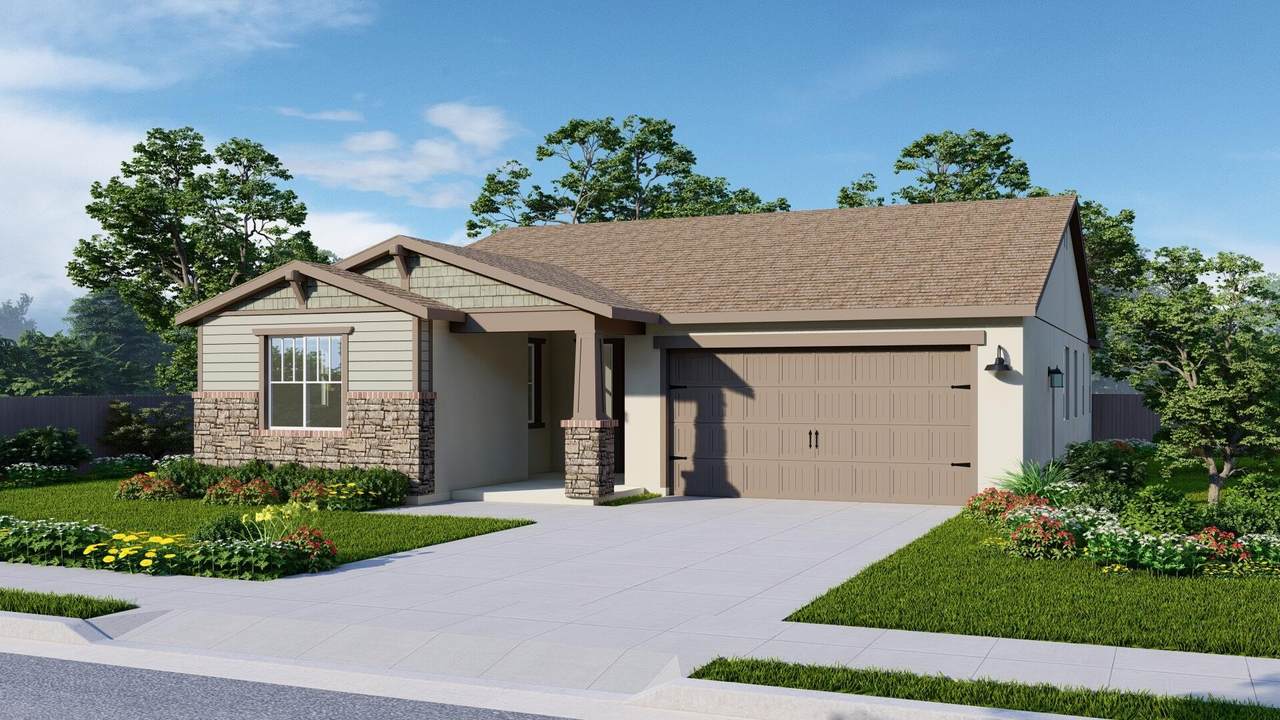 762 Apple Street - Photo 1