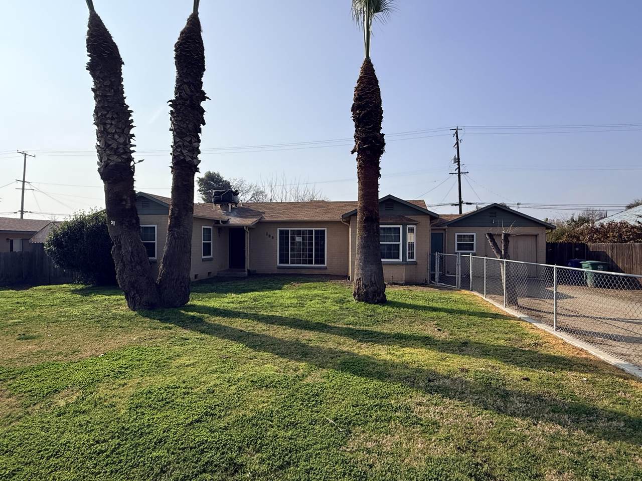 389 Valencia Boulevard - Photo 1