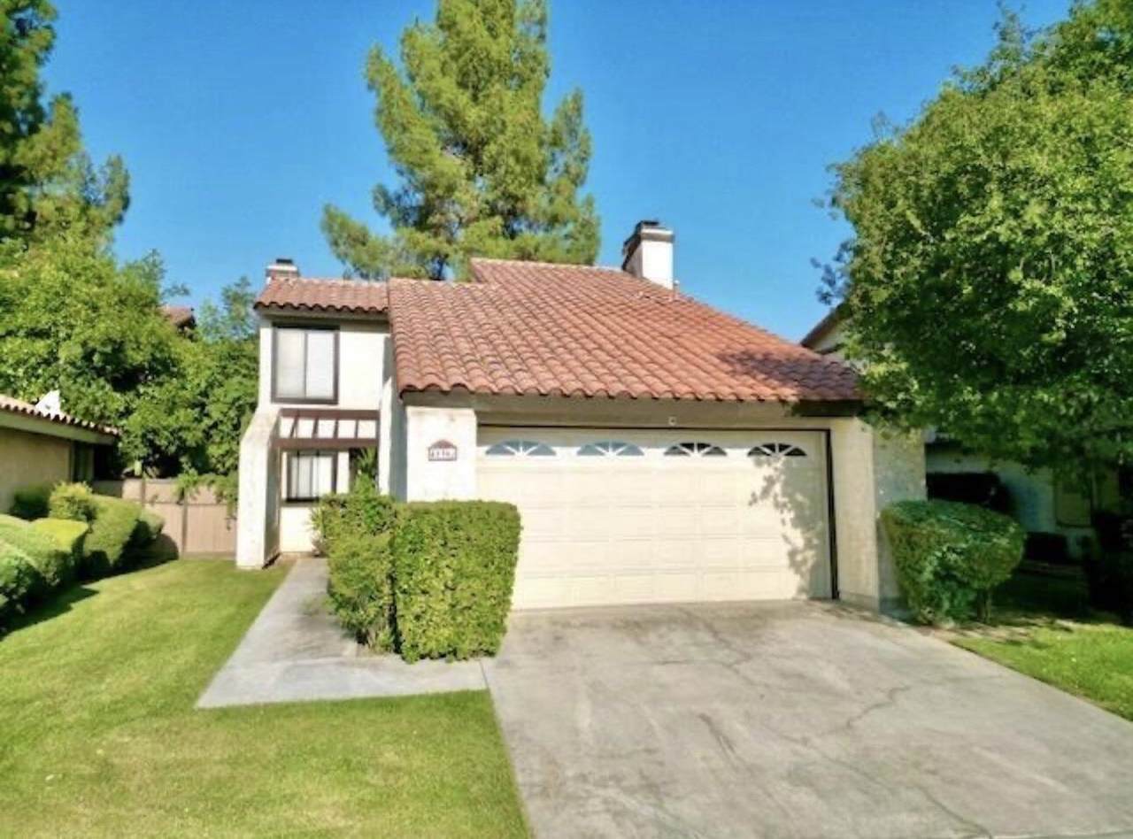 4136 Pinewood Lake Drive - Photo 1