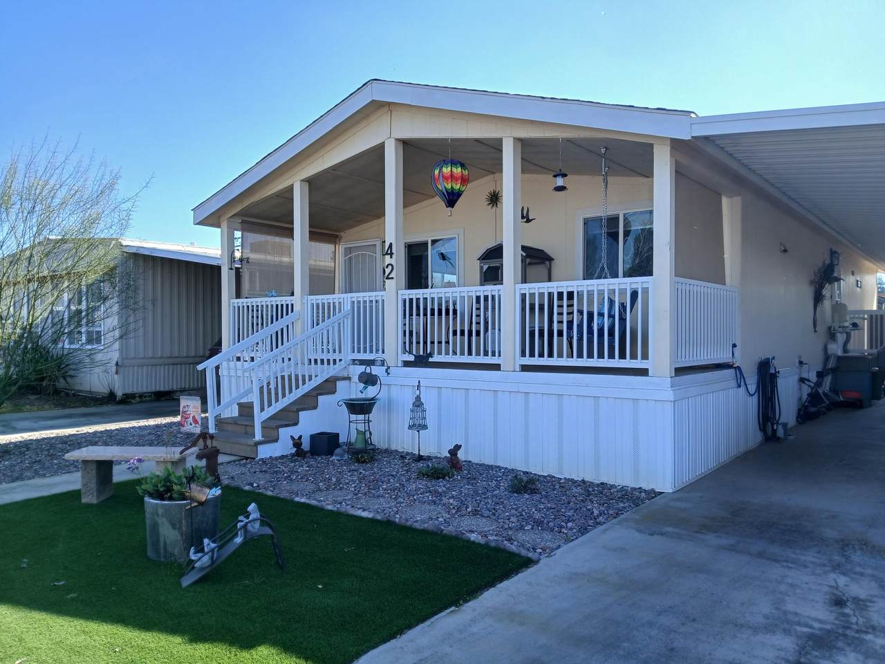 314-42 Albert - Photo 1