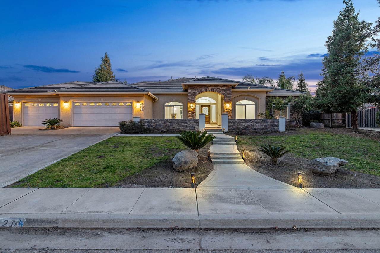 4421 Douglas Avenue - Photo 1