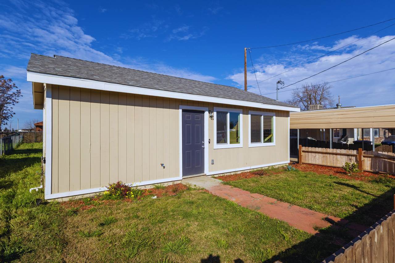 209 Magnolia Avenue - Photo 1