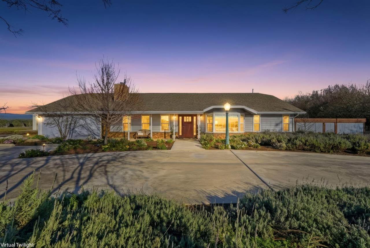 39532 Road 104 - Photo 1