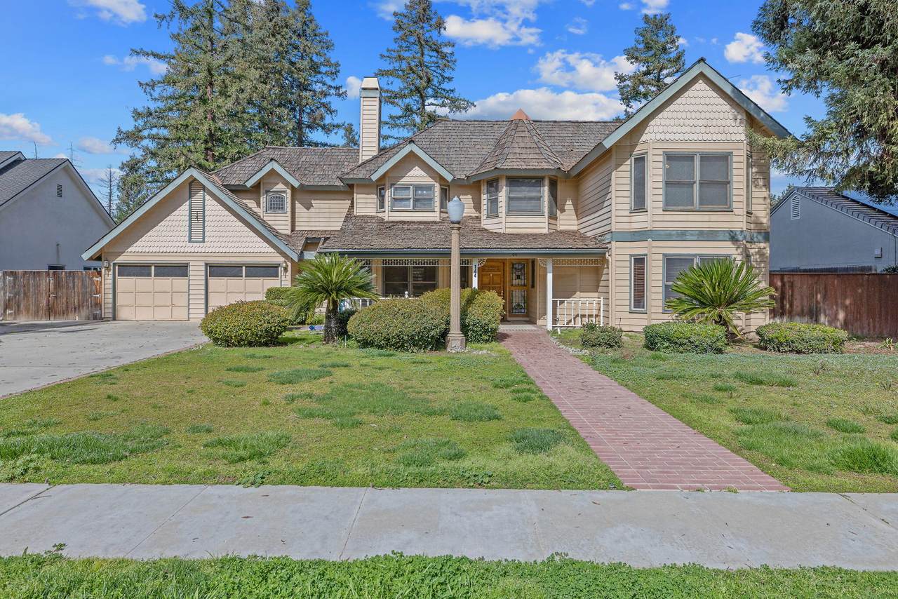 144 Parkview Avenue - Photo 1