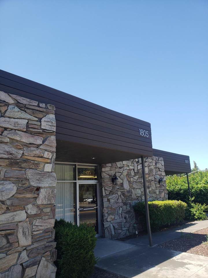 1805 Main Street - Photo 1