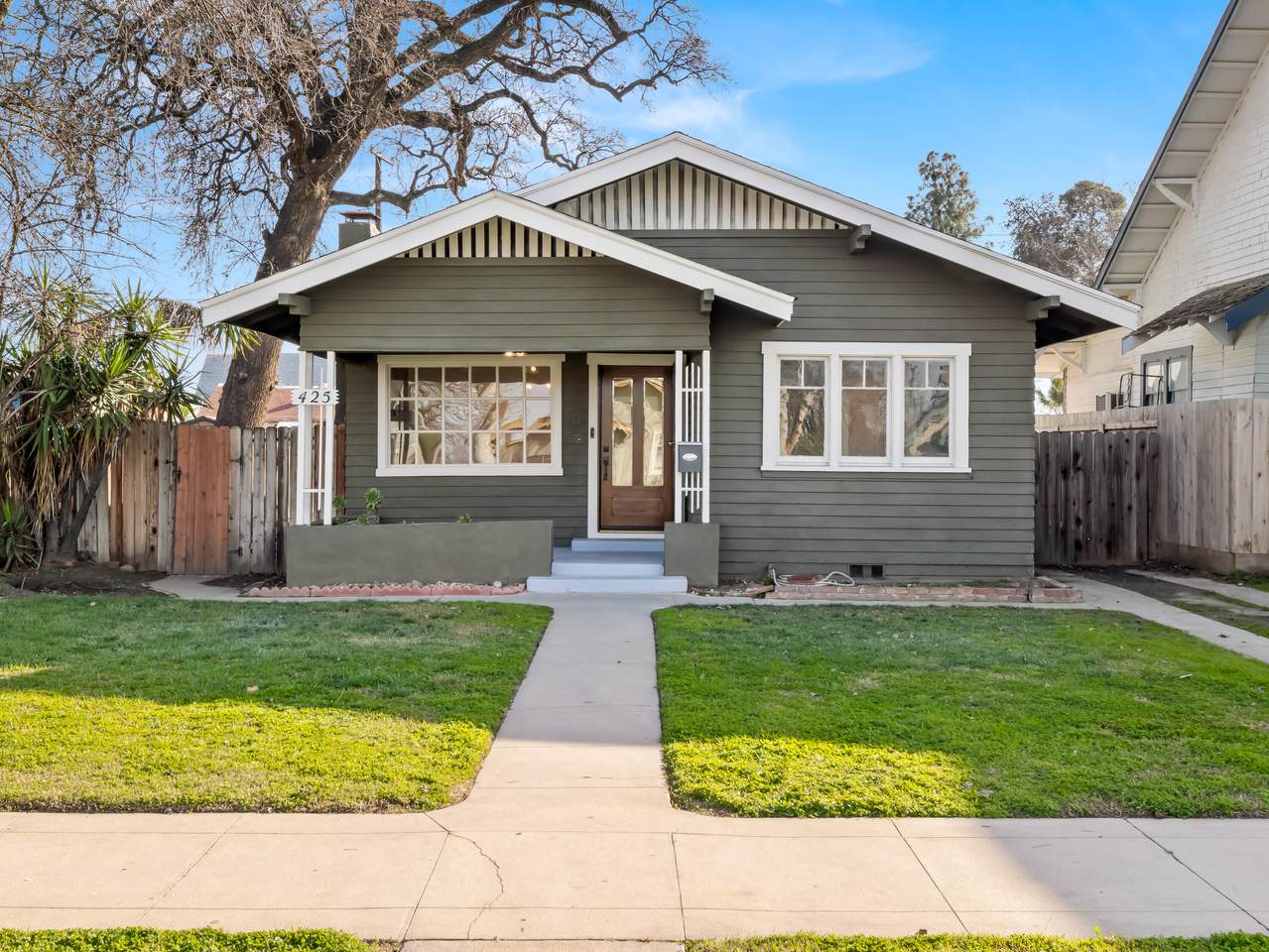425 Elm Street - Photo 1