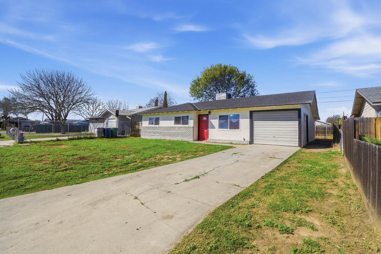 10198 Heath Street - Photo 1