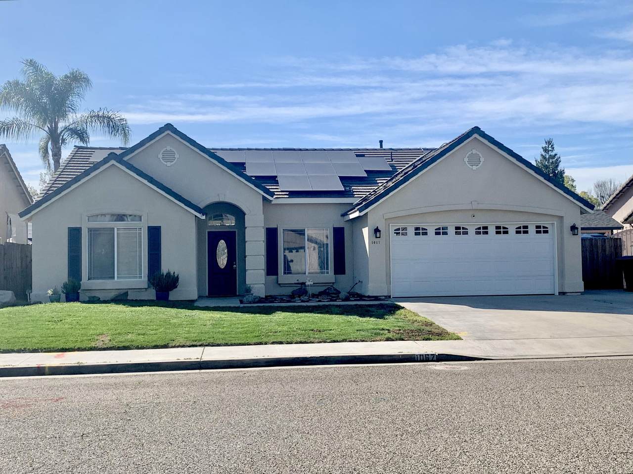 1067 Roberta Way - Photo 1