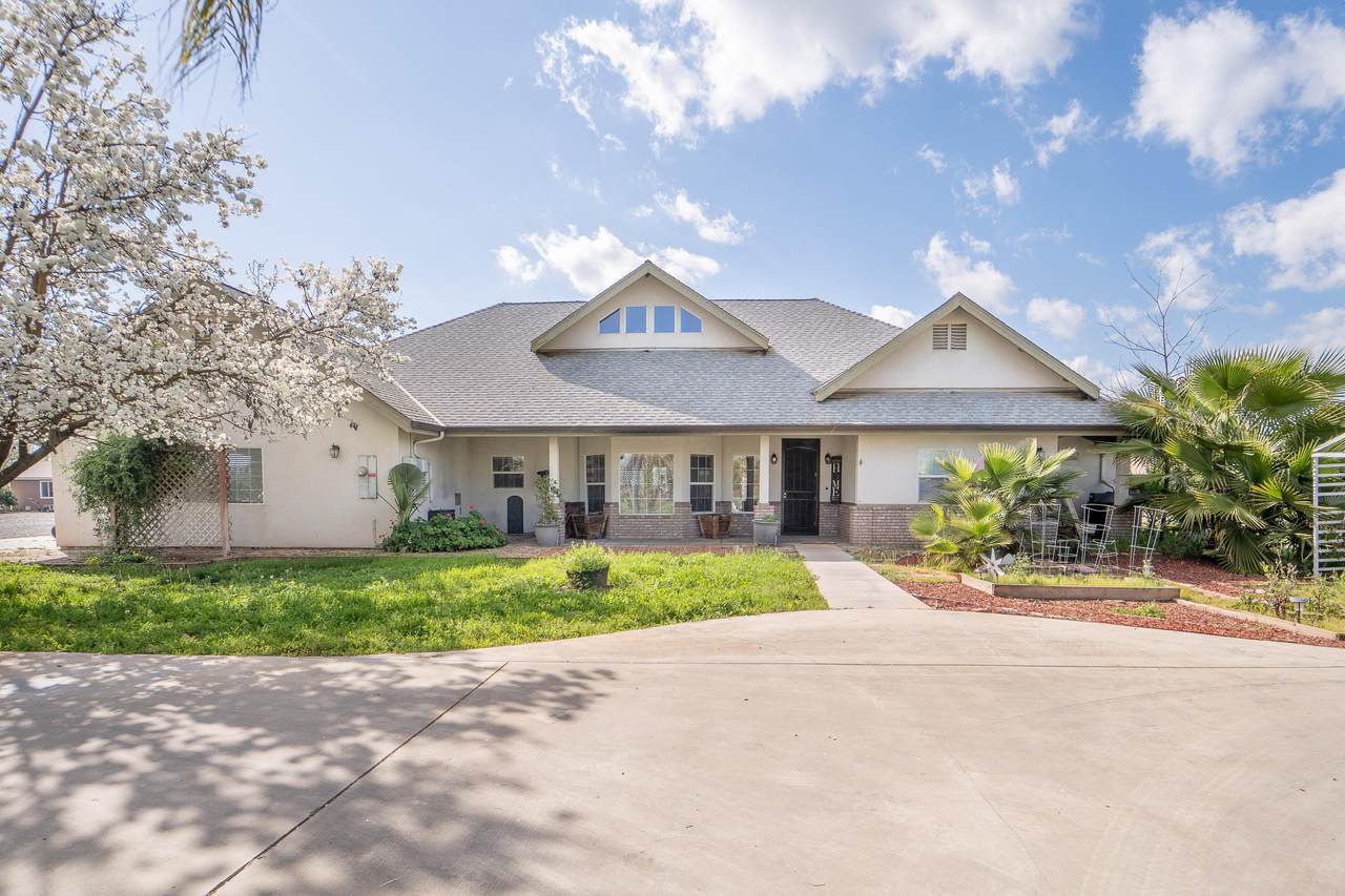 25744 Road 188 - Photo 1