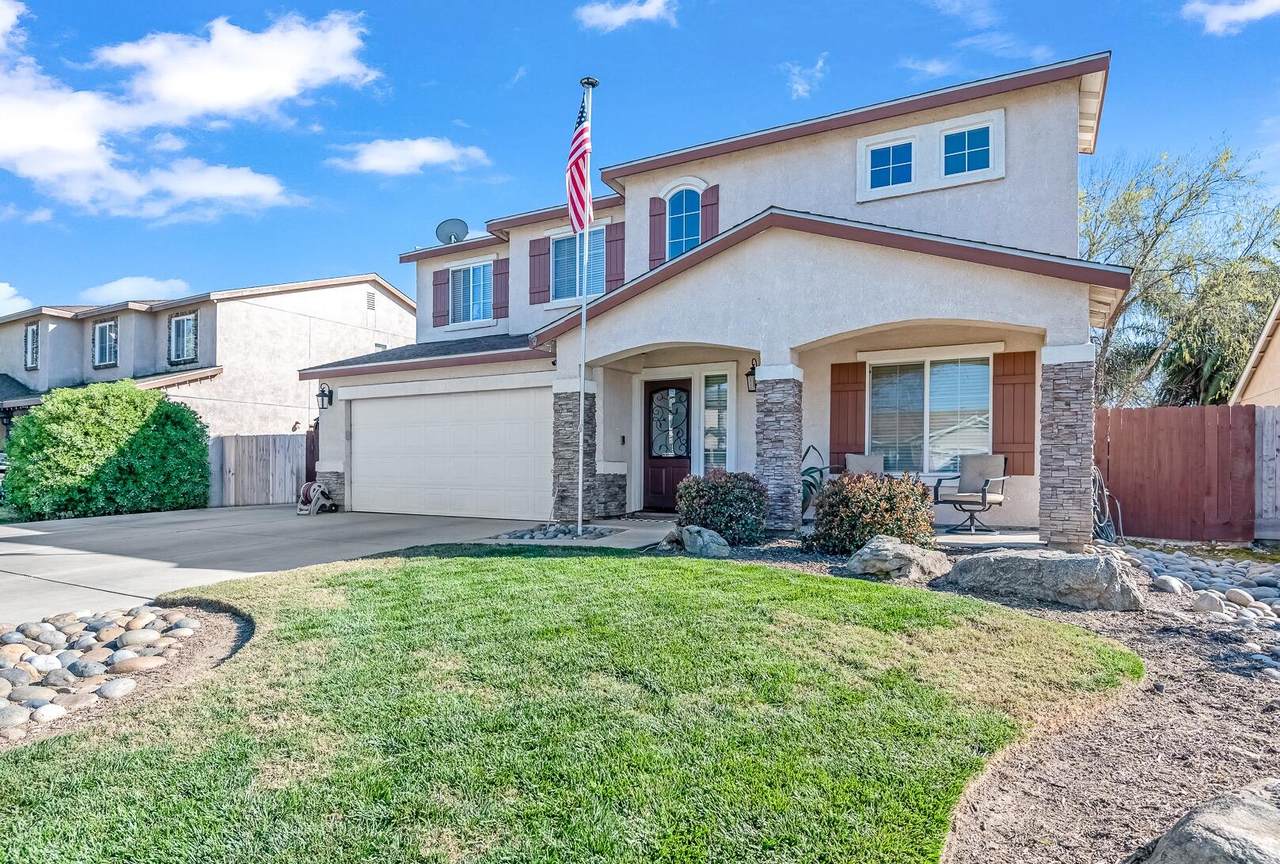 3243 Sedona Avenue - Photo 1