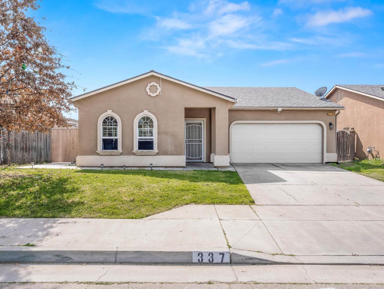 337 Ramona Street - Photo 1