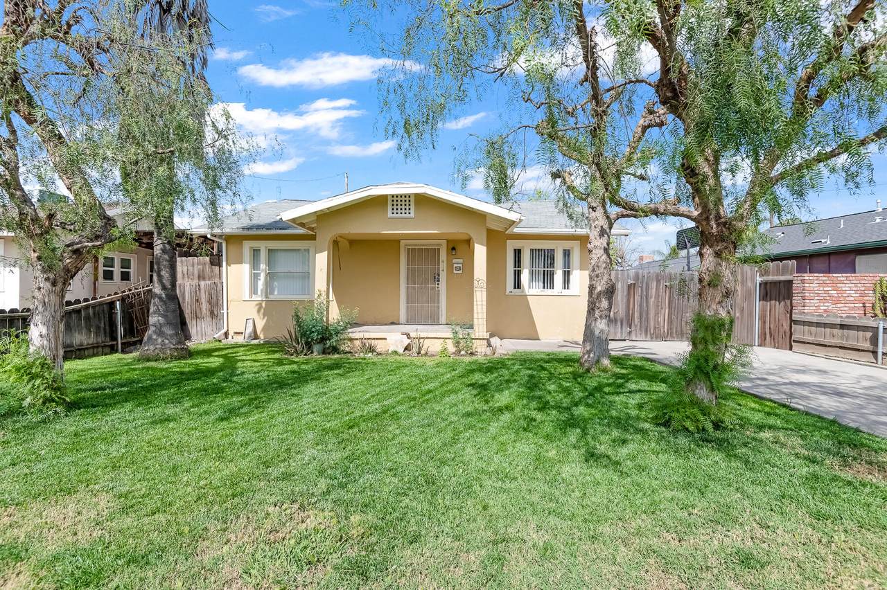 414 Cameron Street - Photo 1