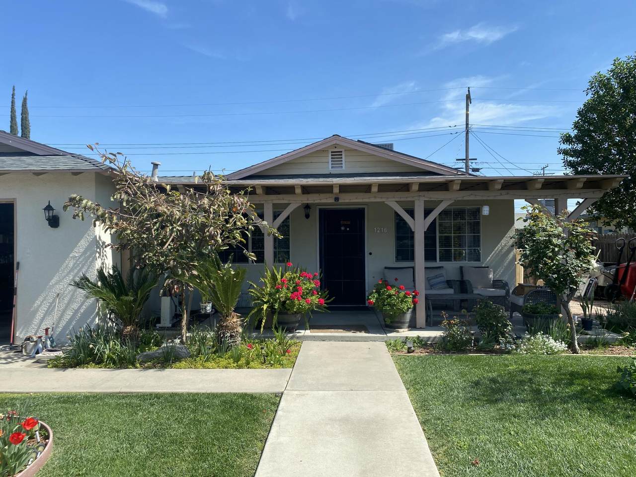 1216 Stover Street - Photo 1