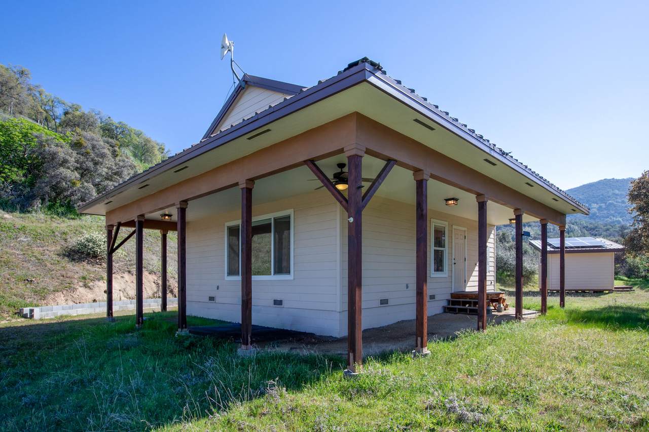 44981 Todd Eymann Road - Photo 1