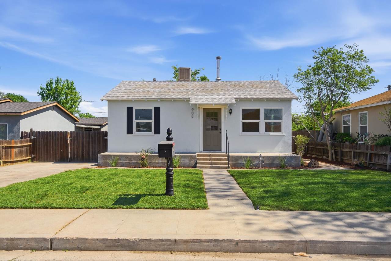 908 Clark Street - Photo 1