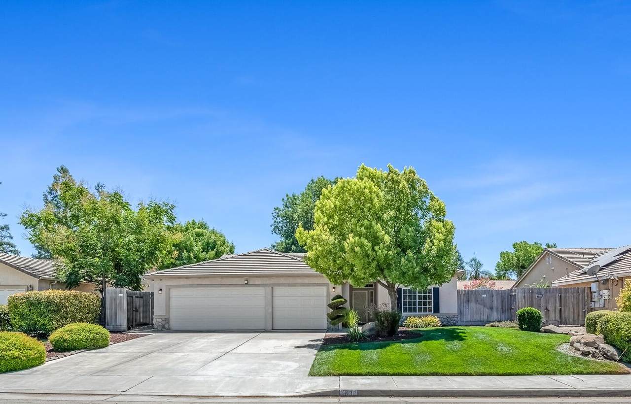 4633 Cherry Avenue - Photo 1