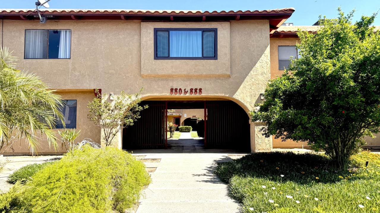 880-#e Greenfield Avenue - Photo 1