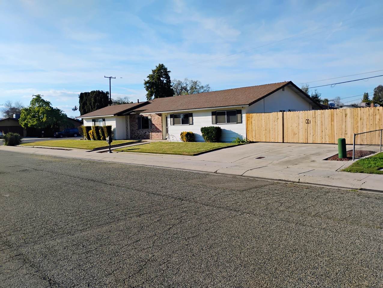 4132 Robinwood Avenue - Photo 1