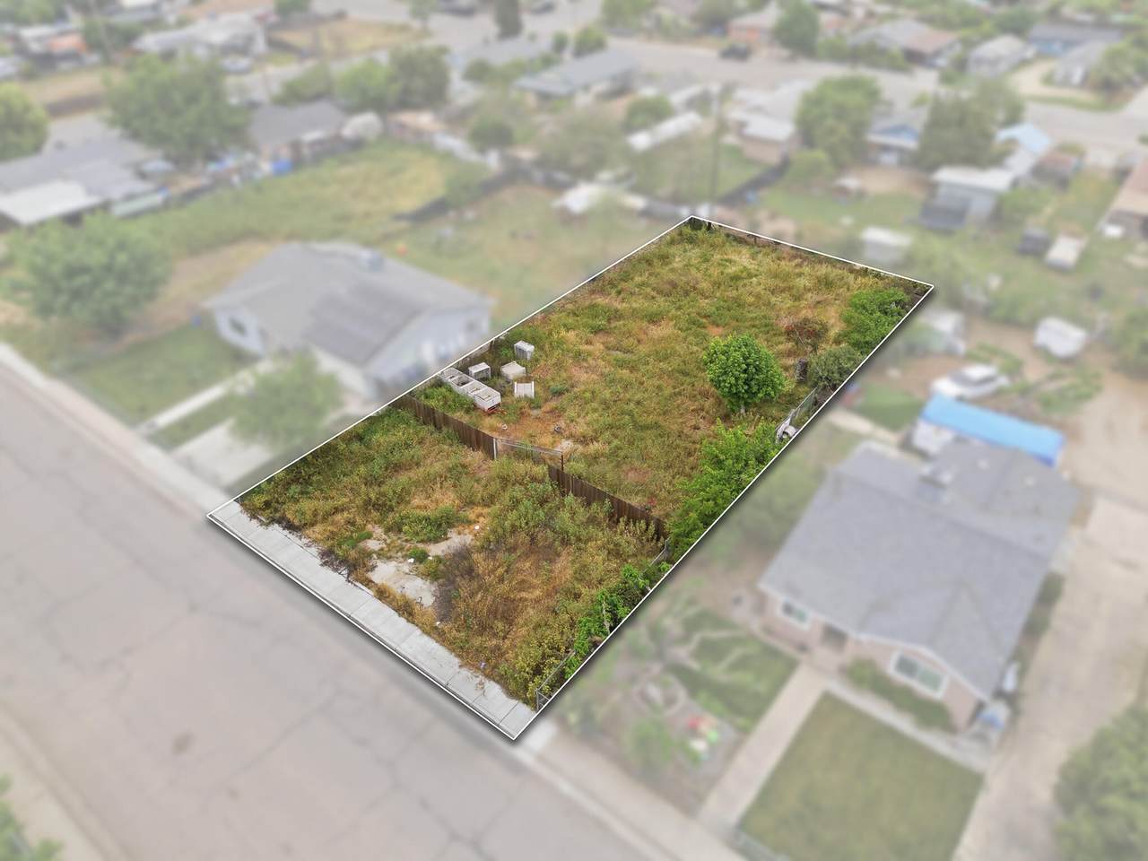 615 Shasta Avenue - Photo 1