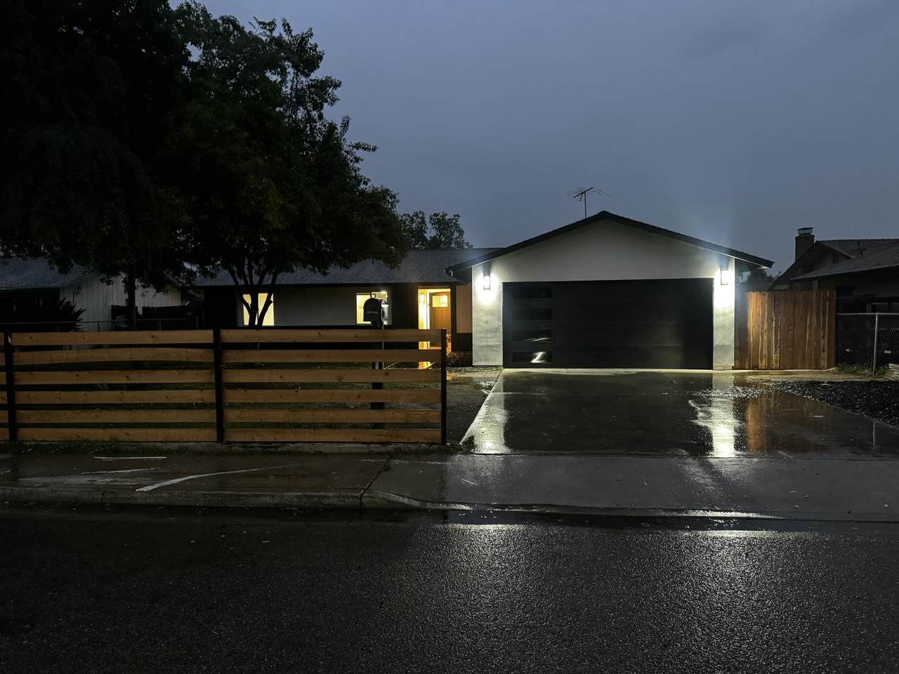 1704 Giddings Street - Photo 1