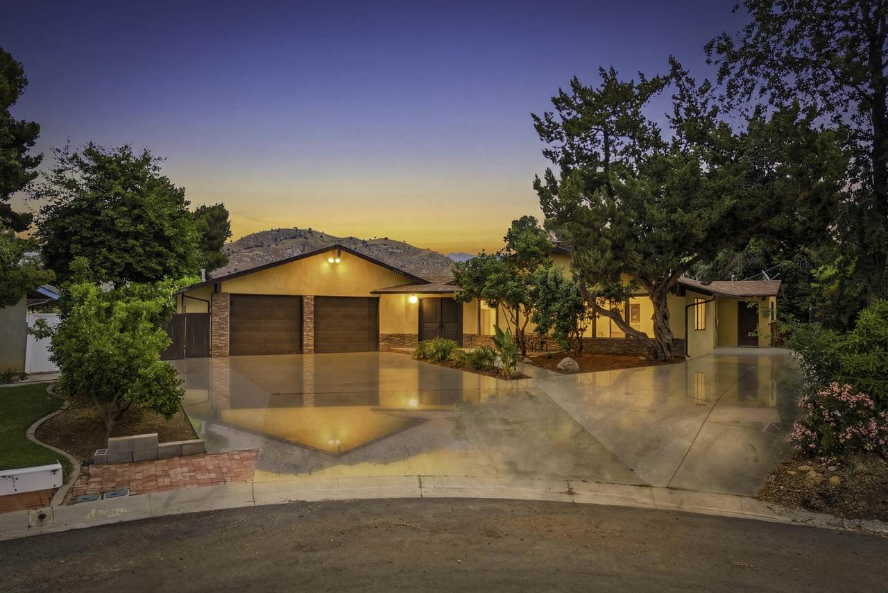 32339 Fairway Drive - Photo 1