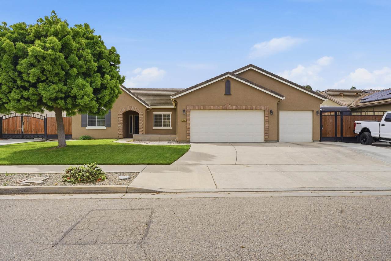 2647 Tyler Avenue - Photo 1