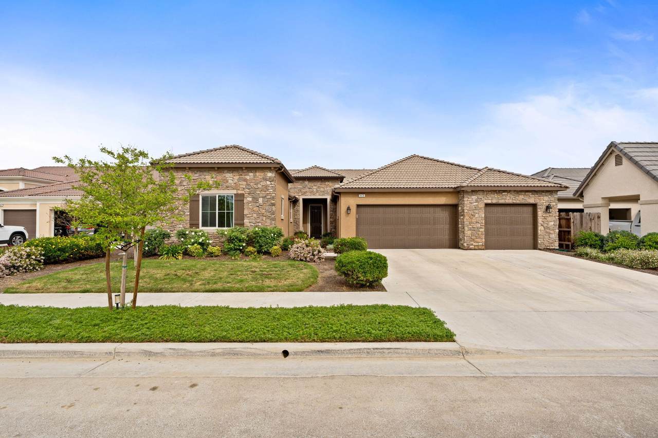 3428 Crenshaw Court - Photo 1