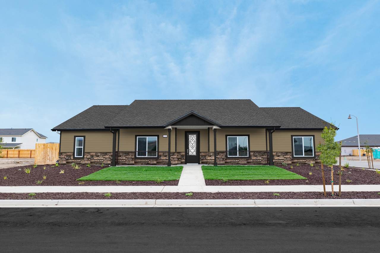 413 Tejon Ave Avenue - Photo 1