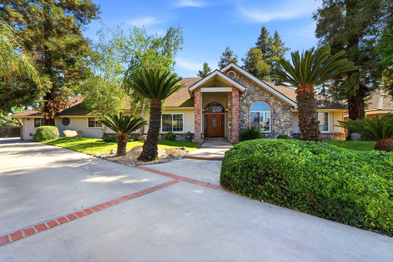412 Kanai Drive - Photo 1