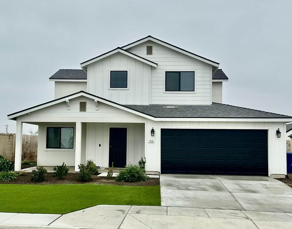 788 Apple Street - Photo 1