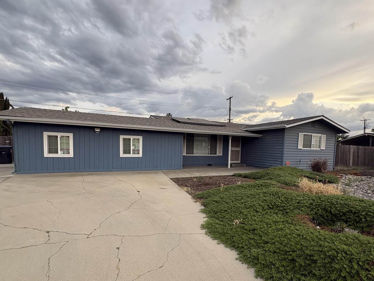 1109 Riggin Avenue - Photo 1