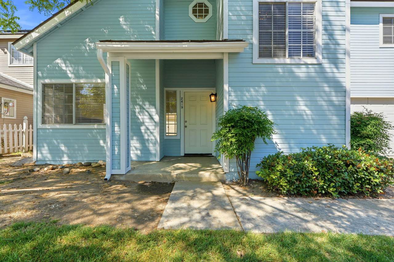 2419 Clark Street - Photo 1