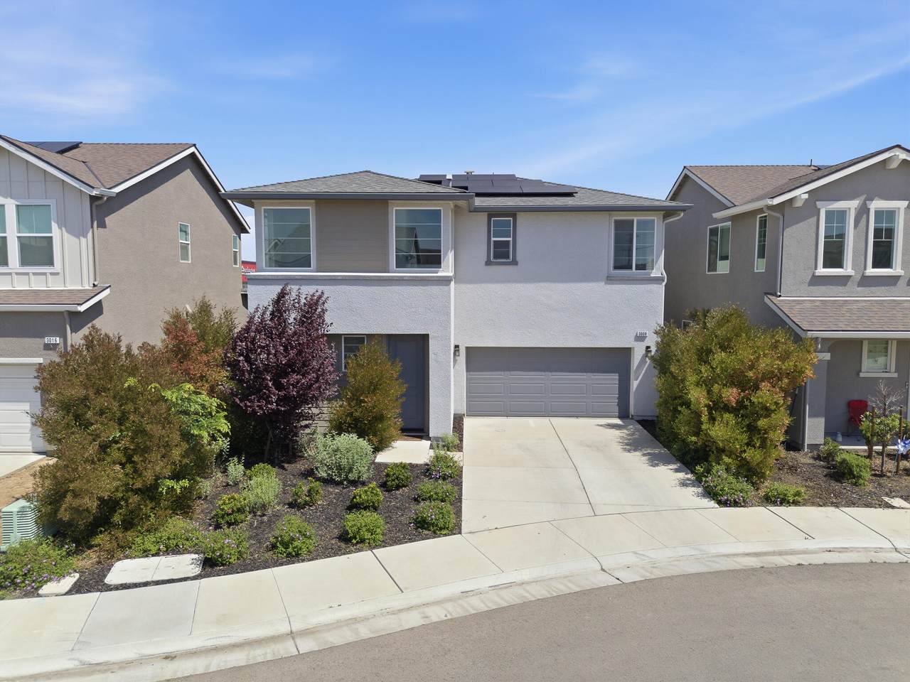 3008 Creekside Street - Photo 1