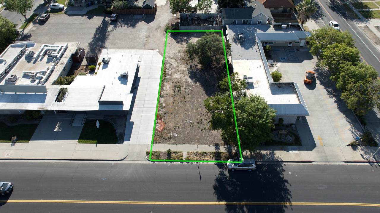 908 Douty Street - Photo 1