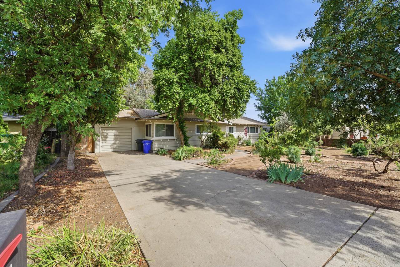 628 G Street - Photo 1