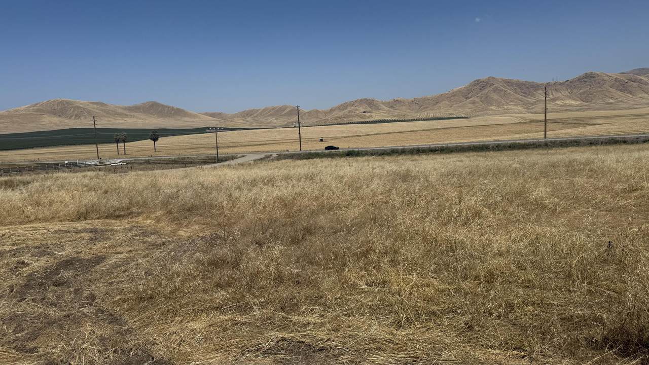  Ave 196 - Photo 1